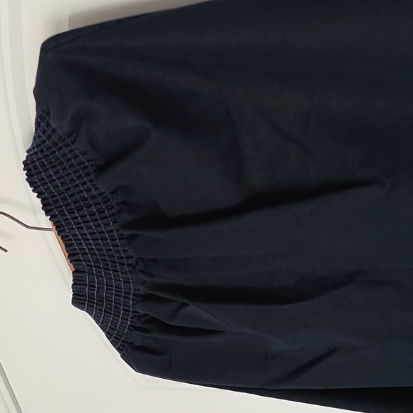 Lightweight navy blue pants size large - Picture 5 of 5